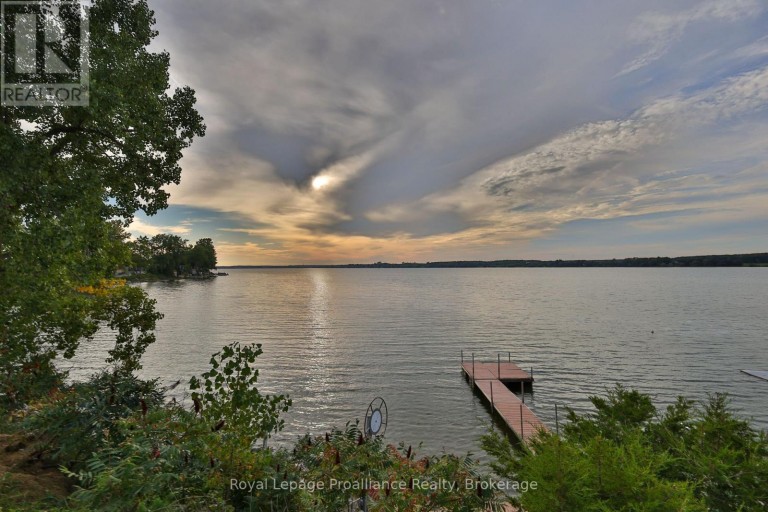 486 CTY RD 18- 50 CHERRY BEACH LANE, Prince Edward County (Athol Ward), Ontario, K0K2T0