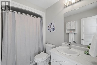 954 WEST VILLAGE SQUARE London North (North M) Ontario photo 32
