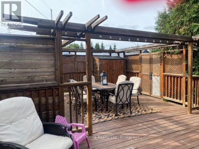 72 BROMPTON ROAD, Red Rock, Ontario, P0T2P0