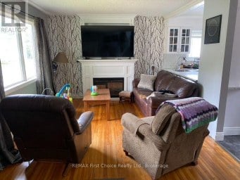 72 BROMPTON ROAD Red Rock Ontario photo 4