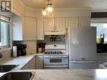 72 BROMPTON ROAD Red Rock Ontario photo 9