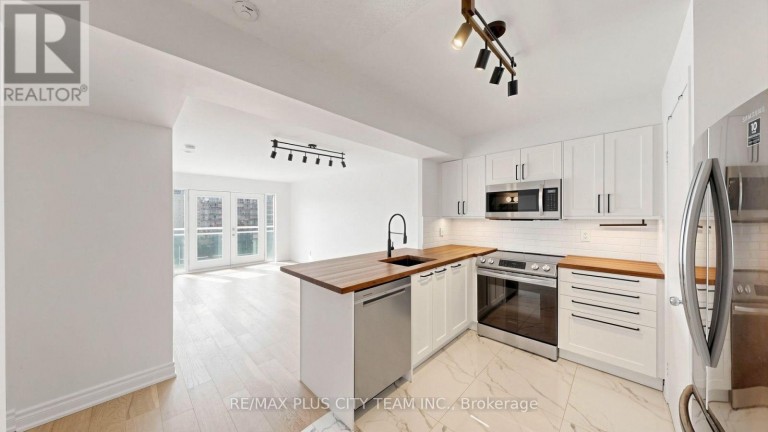 827 - 600 QUEENS QUAY W, Toronto (Waterfront Communities), Ontario, M5V3M3