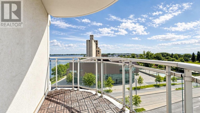 827 - 600 QUEENS QUAY W, Toronto (Waterfront Communities), Ontario, M5V3M3