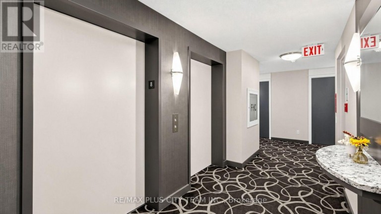 827 - 600 QUEENS QUAY W, Toronto (Waterfront Communities), Ontario, M5V3M3