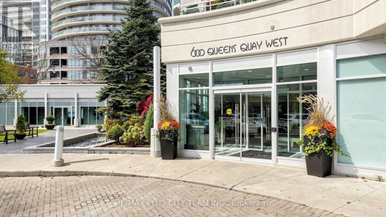 827 - 600 QUEENS QUAY W, Toronto (Waterfront Communities), Ontario, M5V3M3