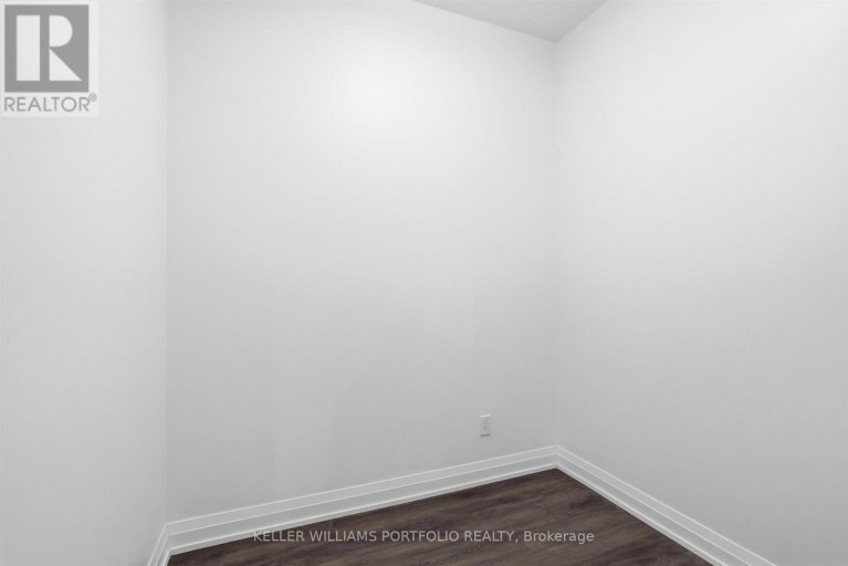 811 - 286 MAIN STREET, Toronto (East End-Danforth), Ontario, M4C0B3