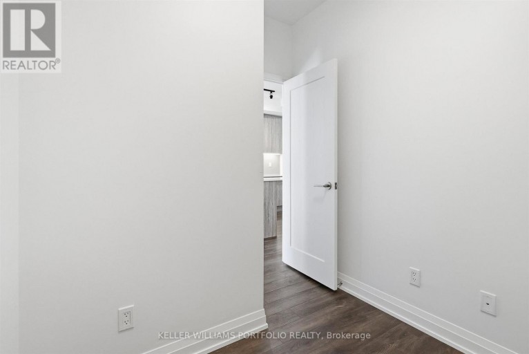 811 - 286 MAIN STREET, Toronto (East End-Danforth), Ontario, M4C0B3