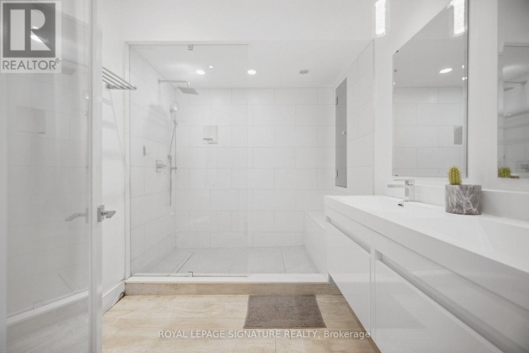 45 FURNIVAL ROAD, Toronto (O'Connor-Parkview), Ontario, M4B1W4
