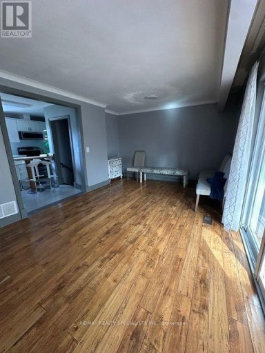 UPPER - 189 LITTLE AVENUE, Barrie (Allandale Heights), Ontario, L4N6L1