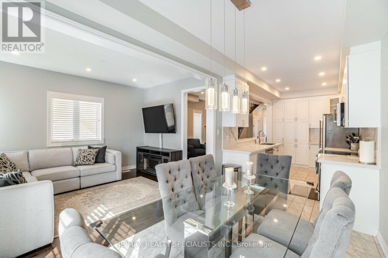 93 YARDLEY CRESCENT, Brampton (Credit Valley), Ontario, L6X5L8