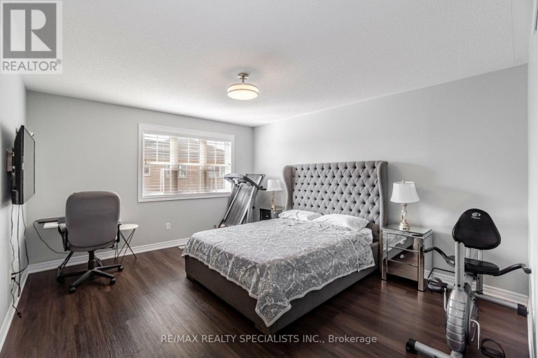 93 YARDLEY CRESCENT, Brampton (Credit Valley), Ontario, L6X5L8