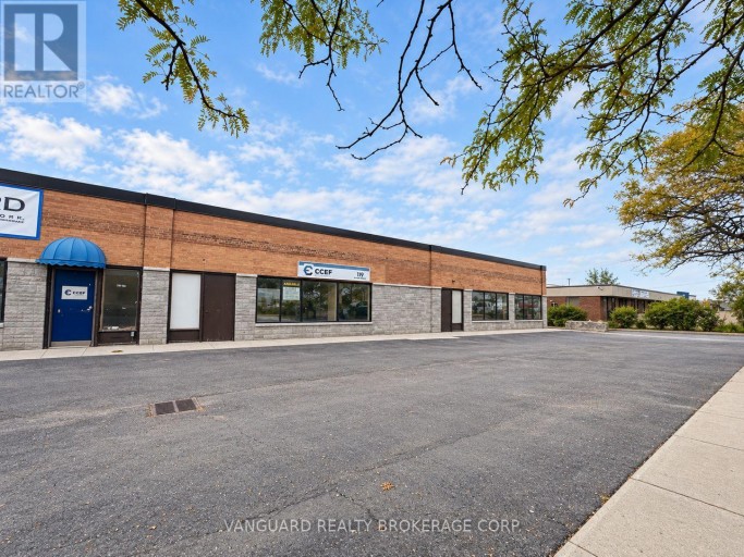119 TORYORK DRIVE, Toronto (Humber Summit), Ontario, M9L1X9