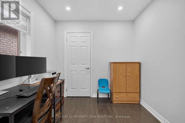 11 SELSDON STREET, Brampton (Credit Valley), Ontario, L6X3E3