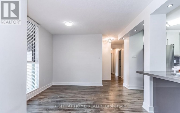 305 - 1300 MISSISSAUGA VALLEY BOULEVARD, Mississauga (Mississauga Valleys), Ontario, L5A3S8