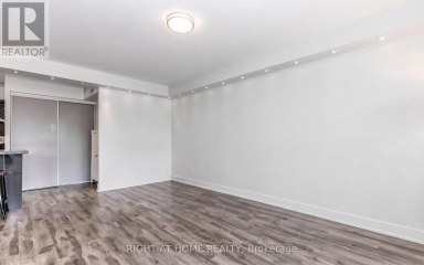 305 - 1300 MISSISSAUGA VALLEY BOULEVARD Mississauga (Mississauga Valleys) Ontario photo 9