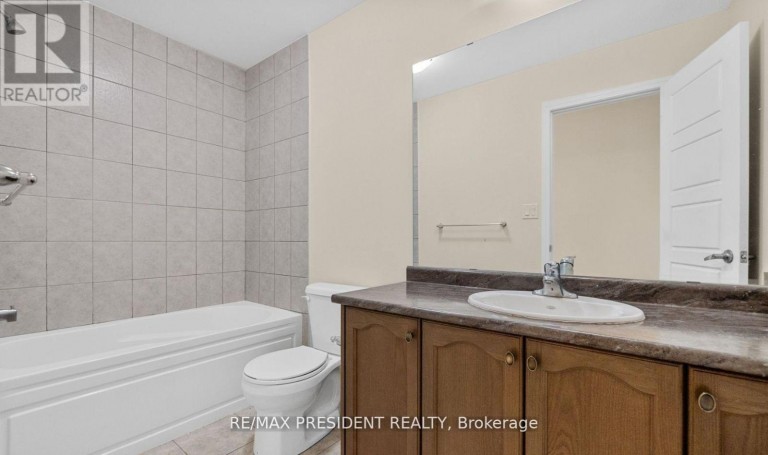 25 SEANESY DRIVE, Thorold (Hurricane/Merrittville), Ontario, L3B0G5