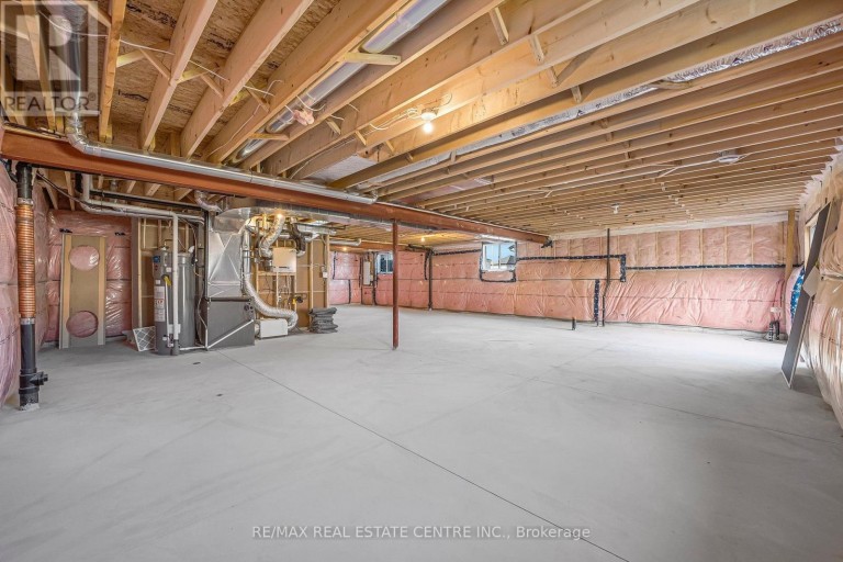 99 HILLCREST ROAD, Port Colborne (Main Street), Ontario, L3K6E4
