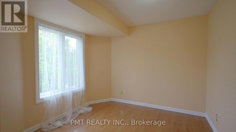 22 - 245 BISHOP STREET S, Cambridge, Ontario, N3H5N2