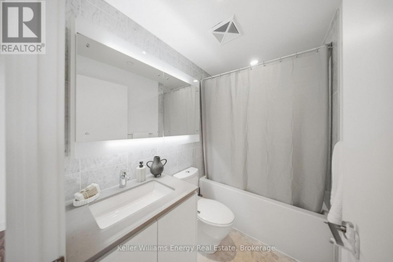 1109 - 117 MCMAHON DRIVE, Toronto (Bayview Village), Ontario, M2K0E4