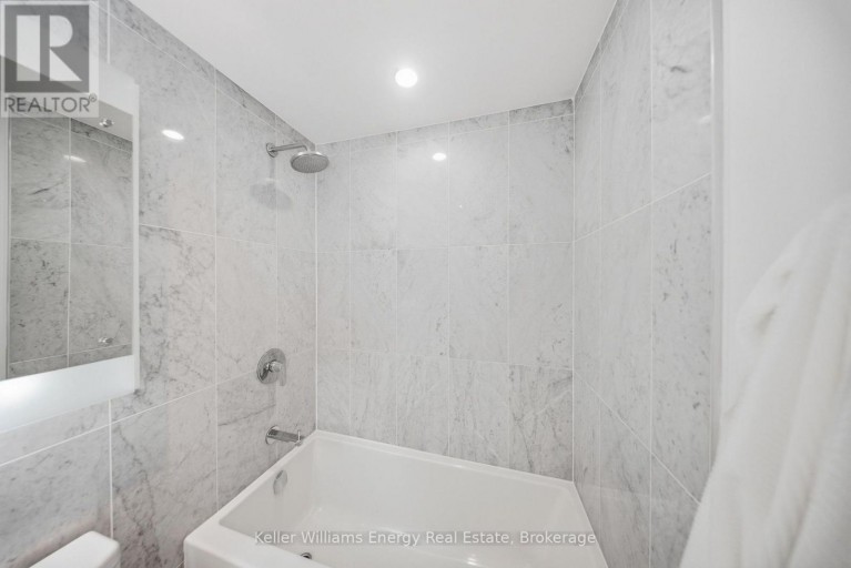 1109 - 117 MCMAHON DRIVE, Toronto (Bayview Village), Ontario, M2K0E4
