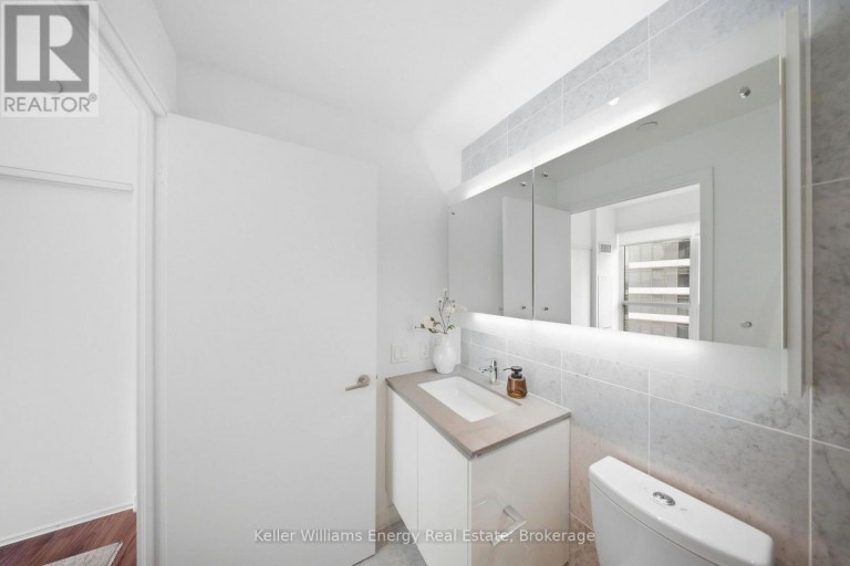 1109 - 117 MCMAHON DRIVE, Toronto (Bayview Village), Ontario, M2K0E4