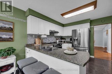 88 HART BOULEVARD Clarington (Newcastle) Ontario photo 17