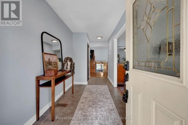 88 HART BOULEVARD Clarington (Newcastle) Ontario photo 3