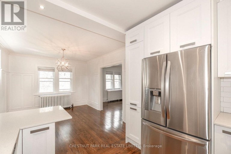 UPPER - 11 ROSE PARK CRESCENT, Toronto (Rosedale-Moore Park), Ontario, M4T1P8