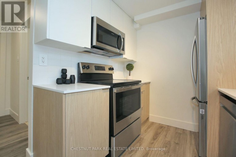 1 - 1476 AVENUE ROAD, Toronto (Bedford Park-Nortown), Ontario, M5N2H7