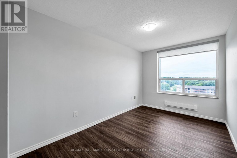 503 - 145 LIBERTY STREET S, Clarington (Bowmanville), Ontario, L1C4K5