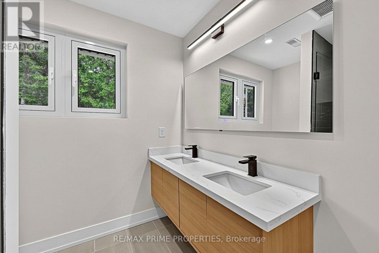 6 MAPLE AVENUE, Georgina (Sutton & Jackson's Point), Ontario, L0E1R0