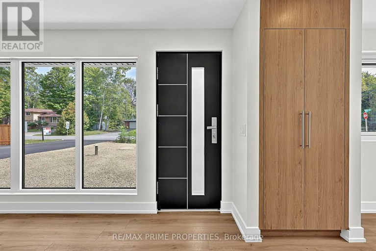 6 MAPLE AVENUE, Georgina (Sutton & Jackson's Point), Ontario, L0E1R0