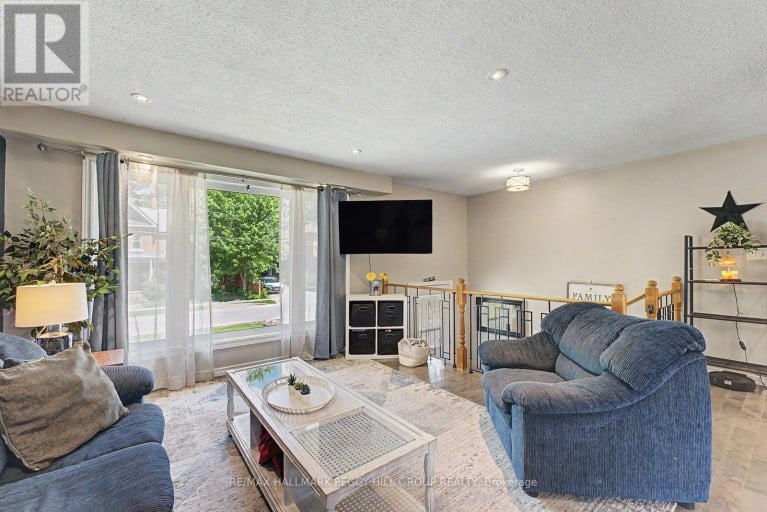 11 HARRIET STREET, Severn (Coldwater), Ontario, L0K1E0