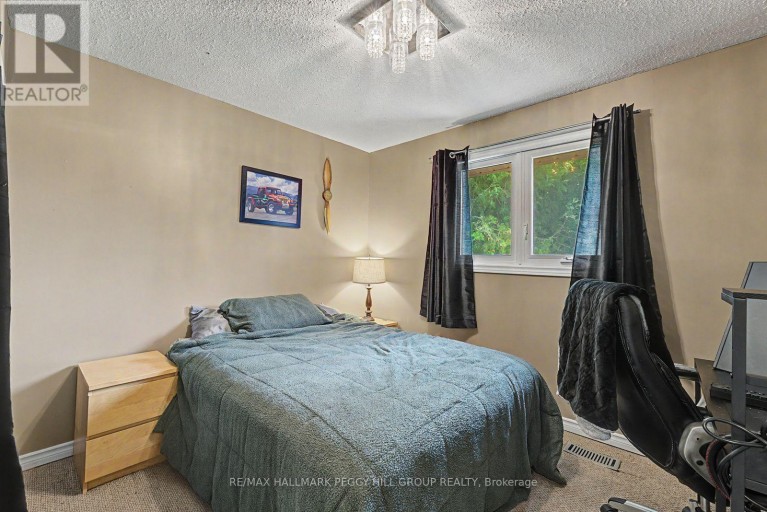 11 HARRIET STREET, Severn (Coldwater), Ontario, L0K1E0