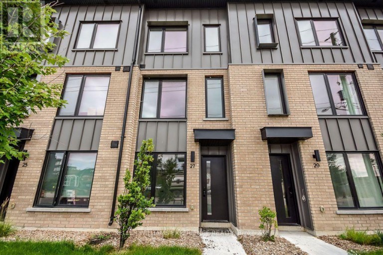 27 RAINWATER LANE, Barrie (Holly), Ontario, L4N9J6