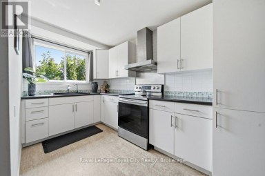 31 - 35 RHONDA ROAD Guelph (Willow West/Sugarbush/West Acres) Ontario photo 1