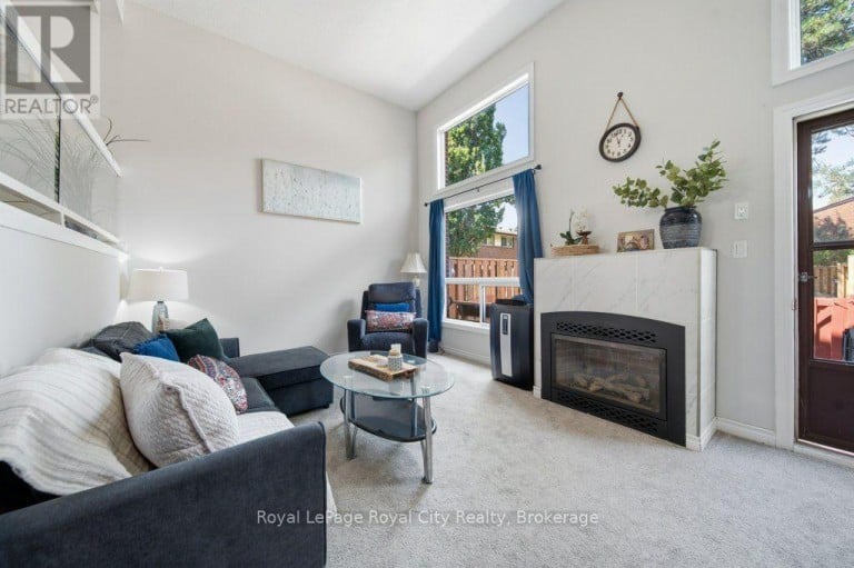 31 - 35 RHONDA ROAD, Guelph (Willow West/Sugarbush/West Acres), Ontario, N1H6H1