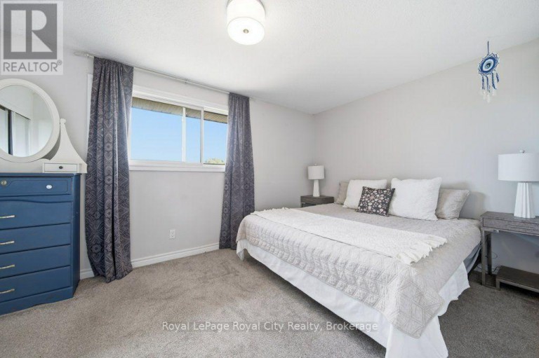31 - 35 RHONDA ROAD, Guelph (Willow West/Sugarbush/West Acres), Ontario, N1H6H1