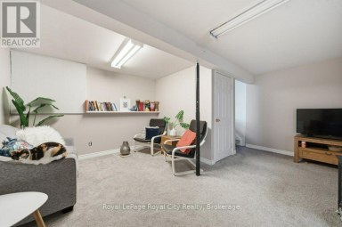 31 - 35 RHONDA ROAD Guelph (Willow West/Sugarbush/West Acres) Ontario photo 31