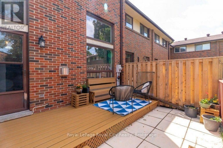 31 - 35 RHONDA ROAD, Guelph (Willow West/Sugarbush/West Acres), Ontario, N1H6H1