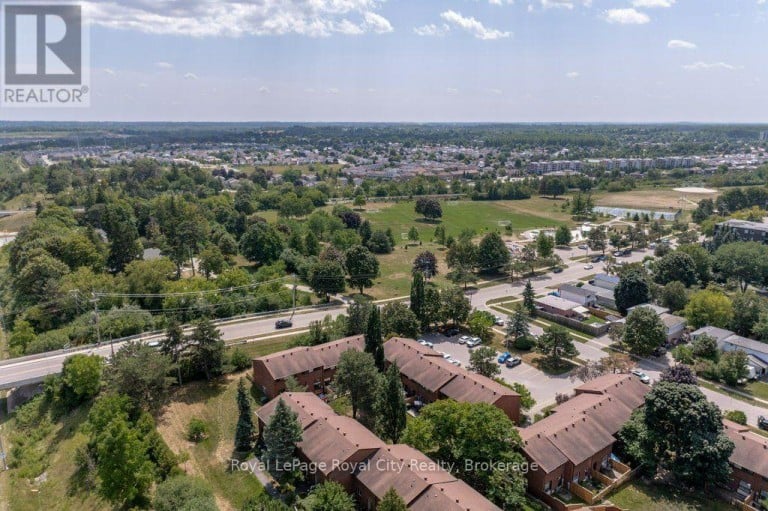31 - 35 RHONDA ROAD, Guelph (Willow West/Sugarbush/West Acres), Ontario, N1H6H1