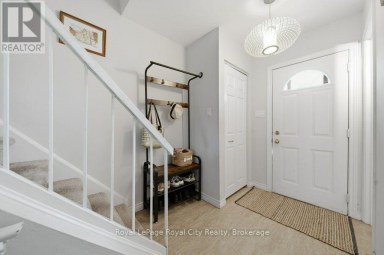 31 - 35 RHONDA ROAD Guelph (Willow West/Sugarbush/West Acres) Ontario photo 6