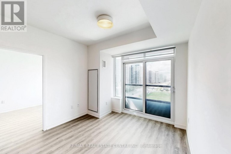 1221 - 2485 EGLINTON AVENUE W, Mississauga (Central Erin Mills), Ontario, L5M2V8