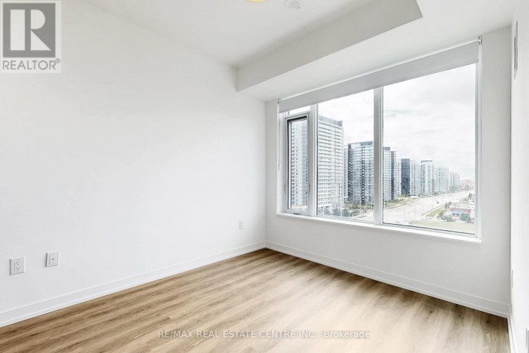 1221 - 2485 EGLINTON AVENUE W, Mississauga (Central Erin Mills), Ontario, L5M2V8