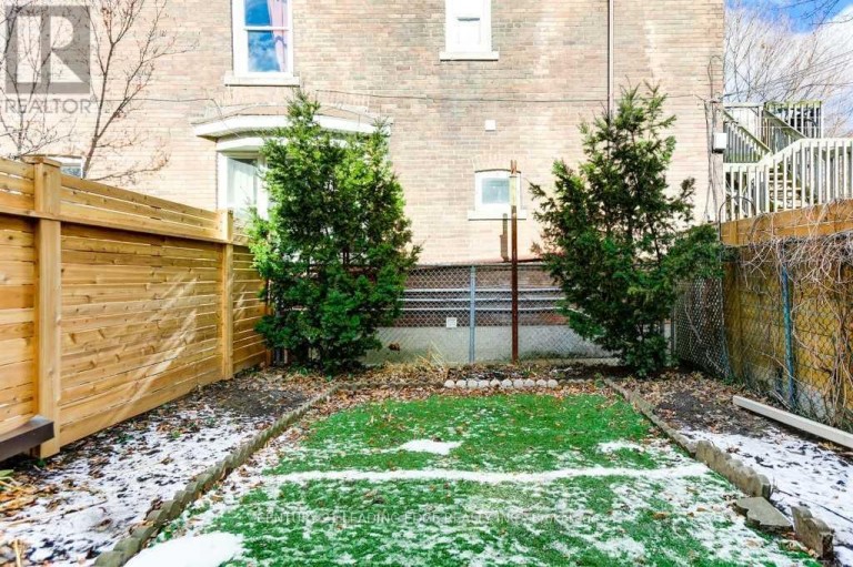 MAIN - 190 MARION STREET, Toronto (High Park-Swansea), Ontario, M6R1E8
