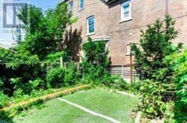 MAIN - 190 MARION STREET Toronto (High Park-Swansea) Ontario photo 14