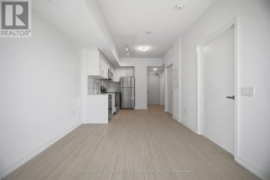 1605 - 4010 EGLINTON AVENUE W Toronto (Humber Heights) Ontario photo 17