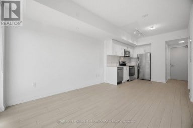 1605 - 4010 EGLINTON AVENUE W Toronto (Humber Heights) Ontario photo 18