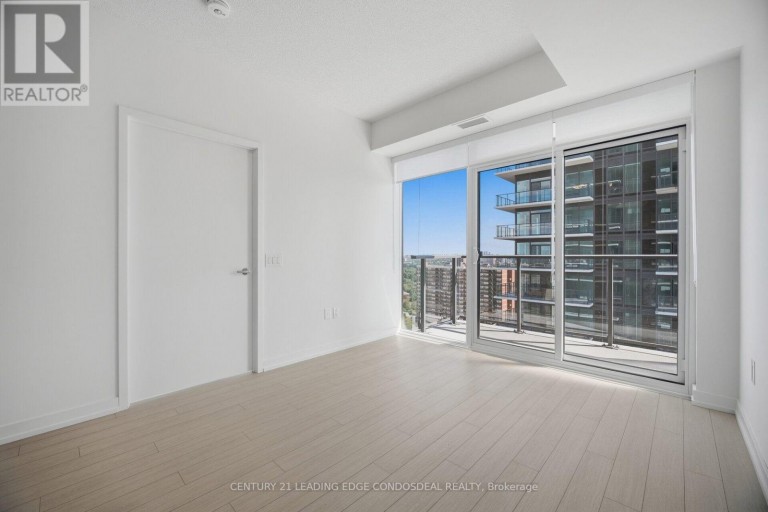 1605 - 4010 EGLINTON AVENUE W, Toronto (Humber Heights), Ontario, M9A0G5