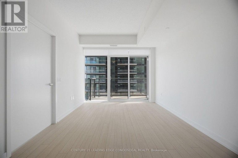 1605 - 4010 EGLINTON AVENUE W, Toronto (Humber Heights), Ontario, M9A0G5